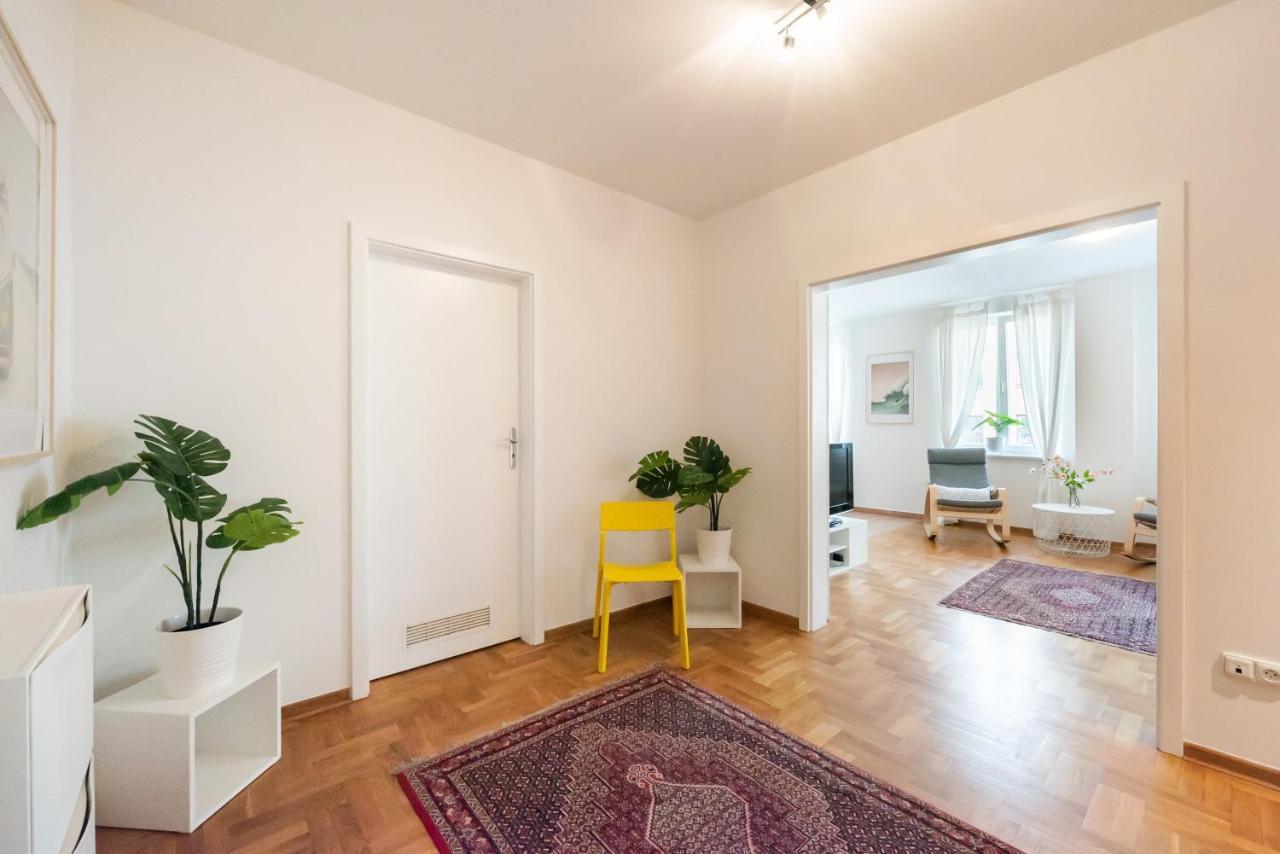 New Town Spacious Apartment Βαρσοβία Εξωτερικό φωτογραφία