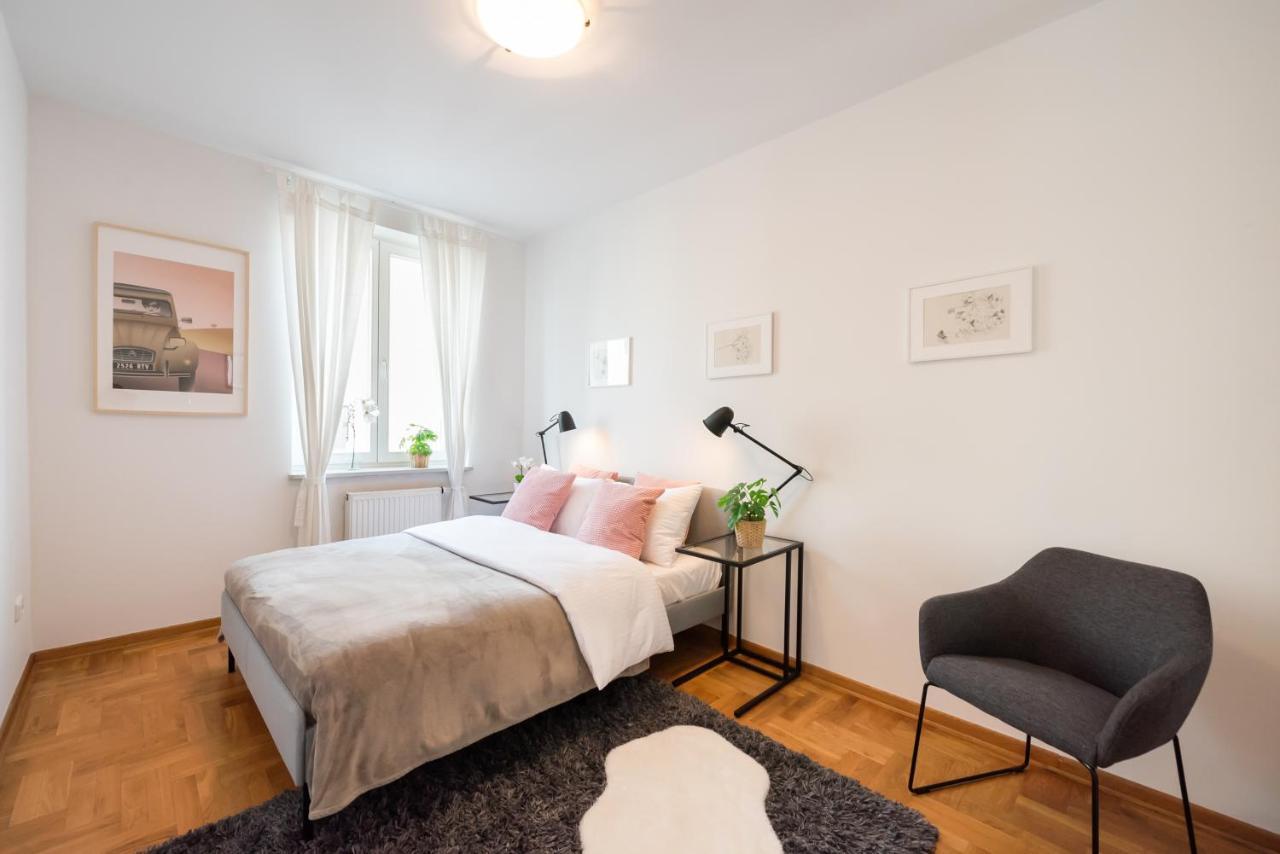 New Town Spacious Apartment Βαρσοβία Εξωτερικό φωτογραφία